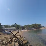 Rainbow Bay Nature And Hotel *