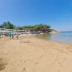 Rainbow Bay Nature And Hotel Özdere