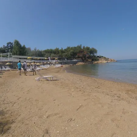 Rainbow Bay Nature And Özdere