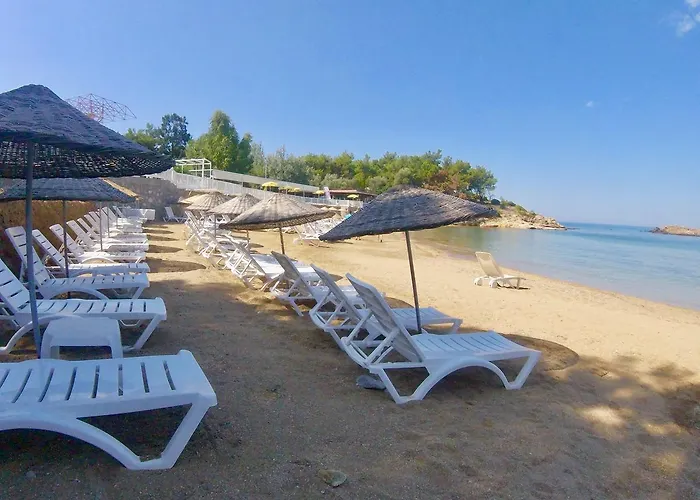 Rainbow Bay Nature And Hotell *