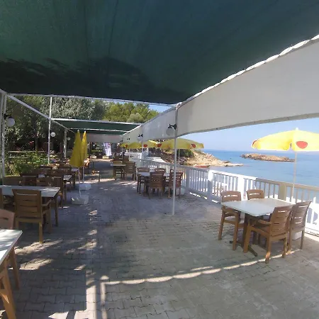 Rainbow Bay Nature And Hotel *