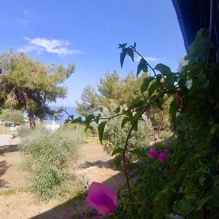 Rainbow Bay Nature And Hotel