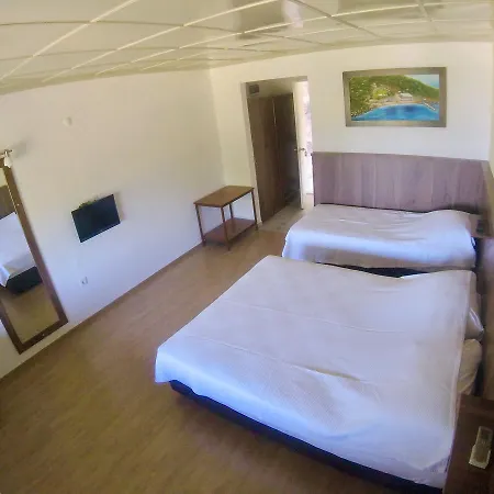 Rainbow Bay Nature And Hotel *